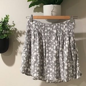 I Love H81 Grey and White Mini Skirt